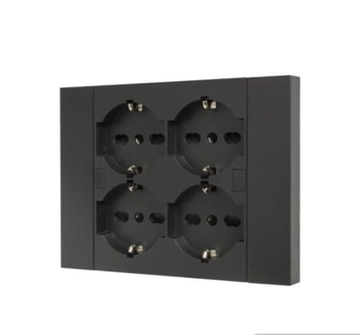 Placa de 4 Tomas Schuko 2P+T Quadra Negro. MOLVENO